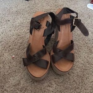 ❗️MOVING SALE❗️Jessica Simpson brown heels